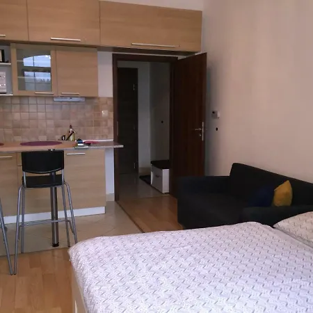 Apartmanovy Dom Kamzik 多纳瓦利