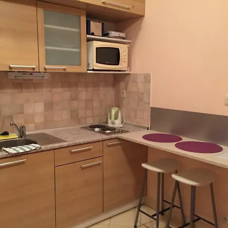 Apartmanovy Dom Kamzik * 多纳瓦利